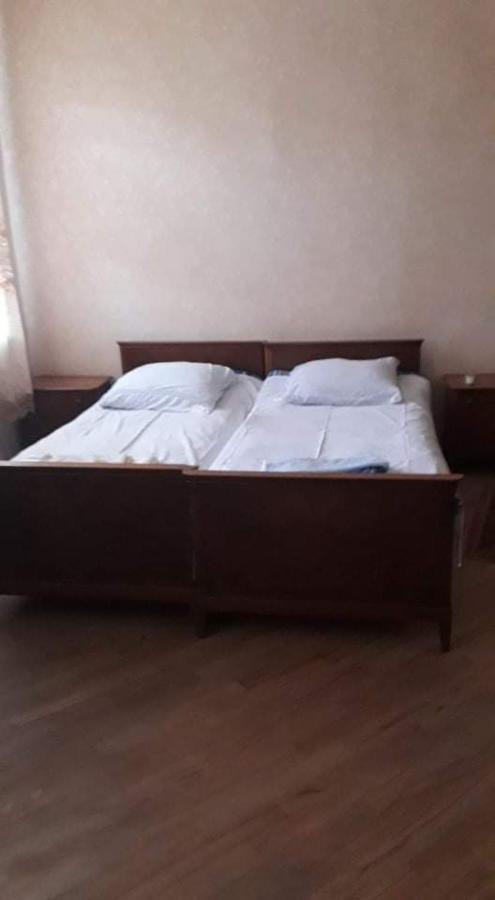 Apartament Ninati Bordzjomi Buitenkant foto