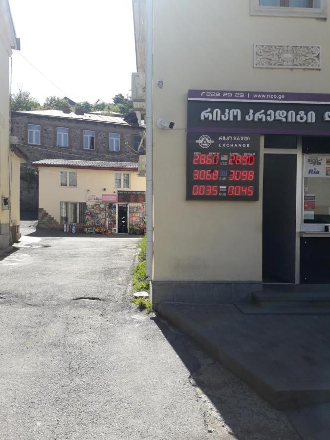 Apartament Ninati Bordzjomi Buitenkant foto